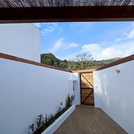 Villa Atlantic Valley *